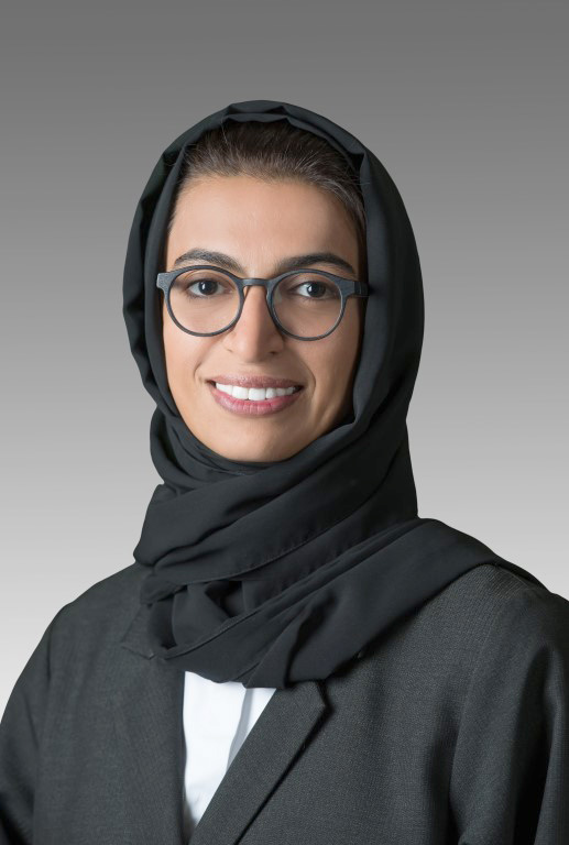 الوزيرة الإماراتية  نورة بنت محمد الكعبي