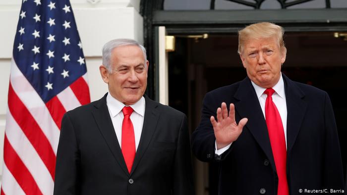 الرئيس الأمريكي "دونالد ترامب" ورئيس الوزراء الإسرائيلي بنيامين نتنياهو