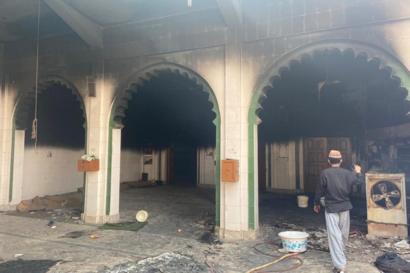 مسجد تم إحراقه