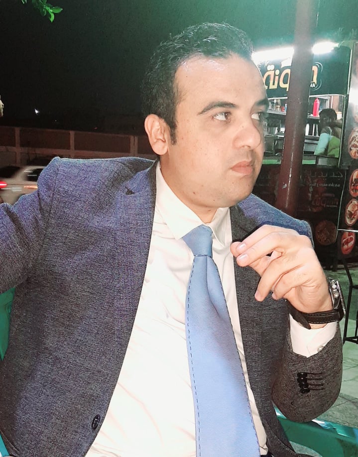 أحمد بدر نصار ..صحفي وروائي