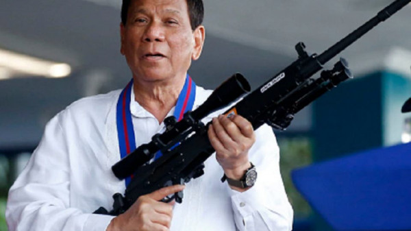 الرئيس الفلبيني