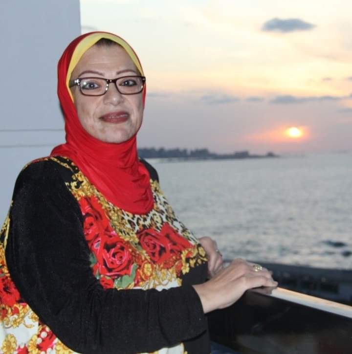 الكاتبة هبة السهيت
