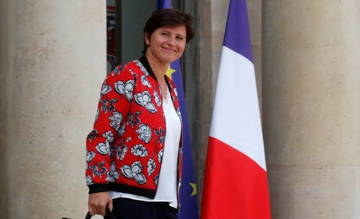 وزيرة العمل الفرنسية