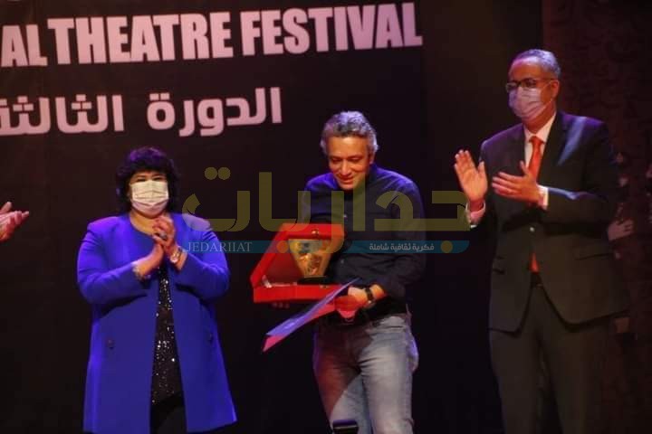 محمود جمال يحصد جائزة أحسن نص مسرحي