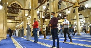 التباعد في المساجد - أرشيفية