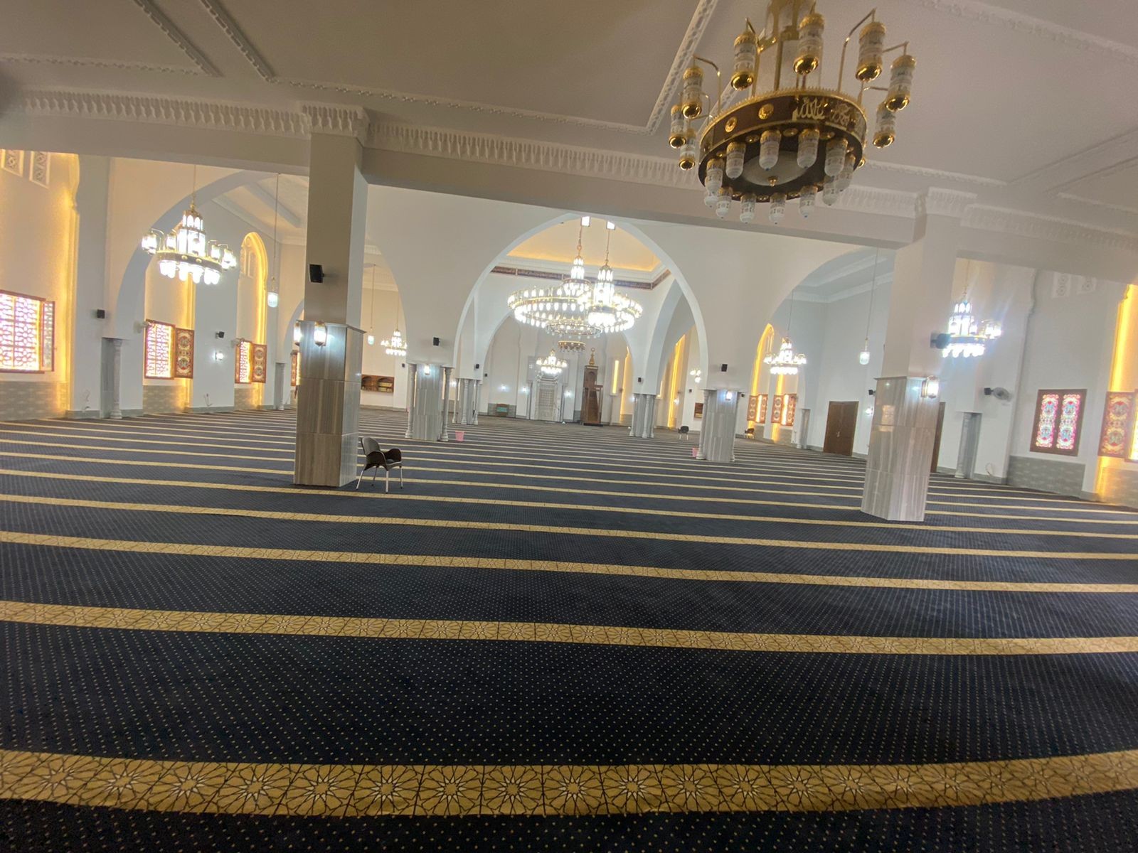 مسجد جديد بالعبور